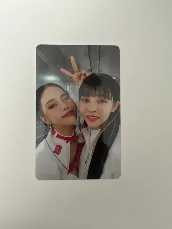 Solar & Moon Byul Mic On