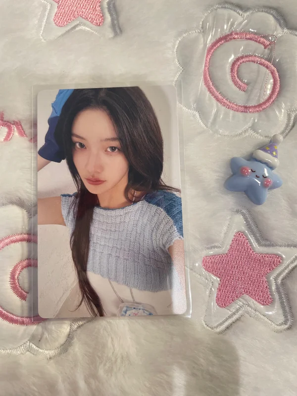NOT CUTE ANYMORE Weverse Albums ver.