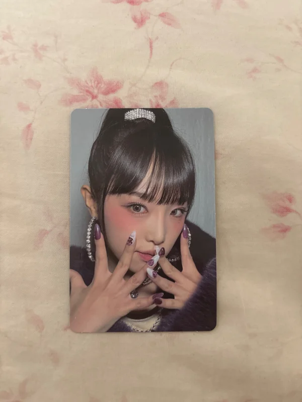 YENA | (SMiLEY) HERO VER.