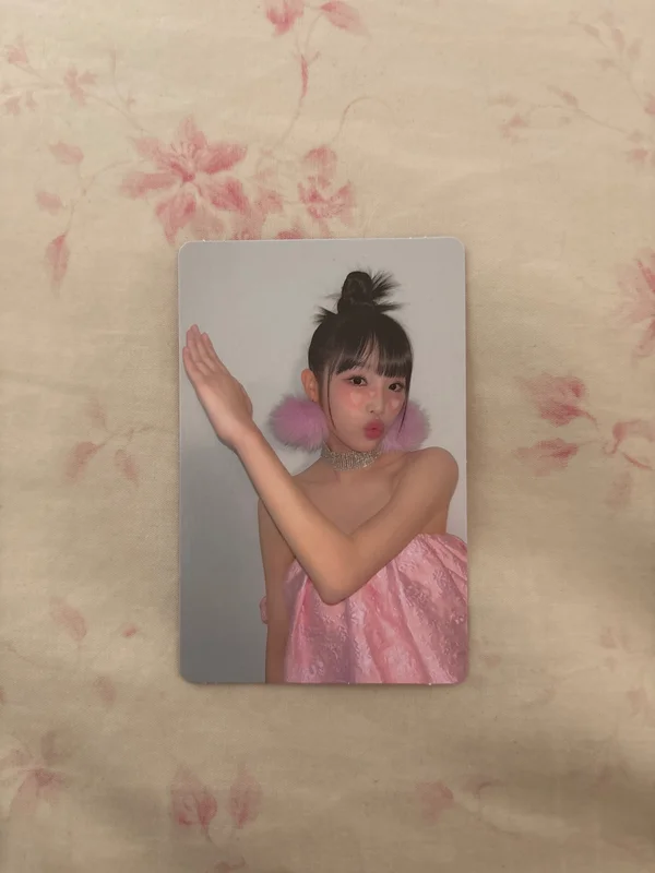 YENA | (SMiLEY) HERO VER.