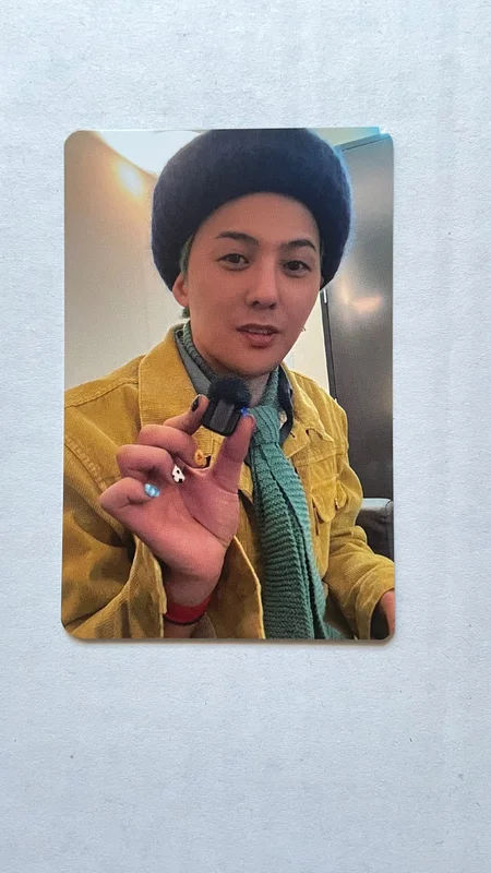 G-DRAGON 2025 WORLD TOUR [bermensch] PHOTOCARD PACK