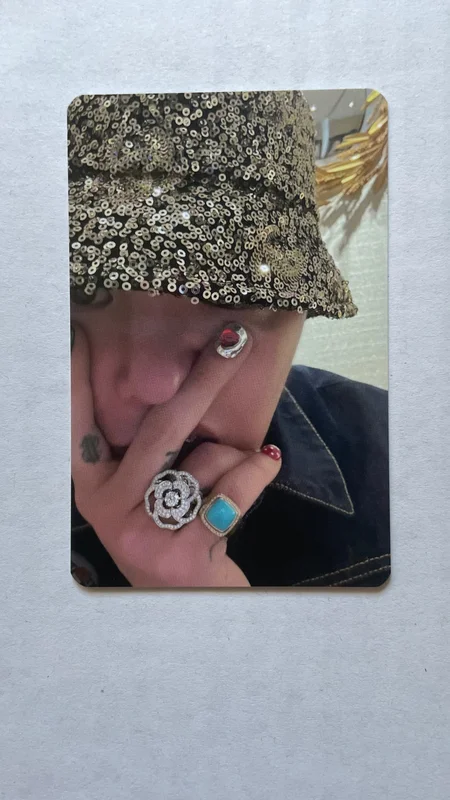 G-DRAGON 2025 WORLD TOUR [bermensch] PHOTOCARD PACK