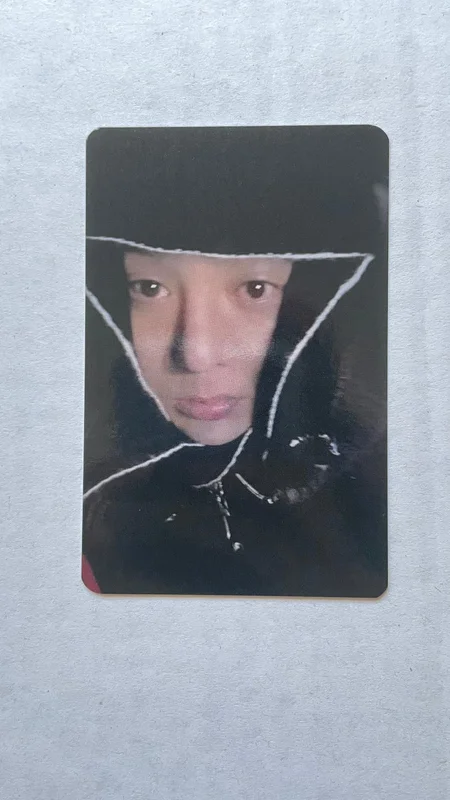 G-DRAGON 2025 WORLD TOUR [bermensch] PHOTOCARD PACK