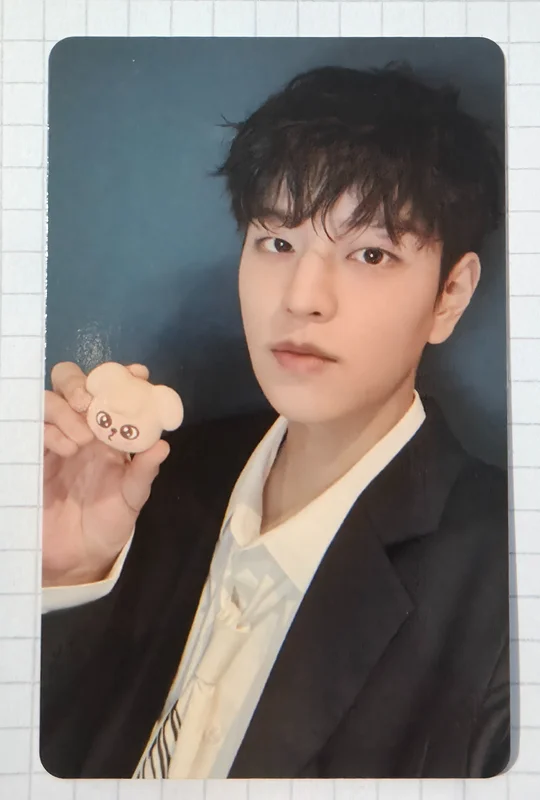 SKZOO TAMAGOTCHI & CASE SET