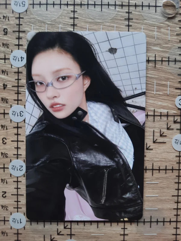 NOT CUTE ANYMORE Weverse Albums ver.