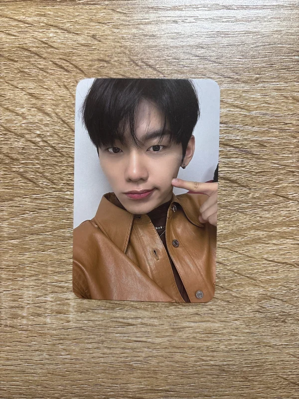 Un: SEEN KTOWN4U