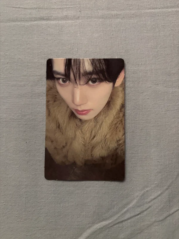 ZB1 YUJIN BLUE PARADISE SEEK VERSION