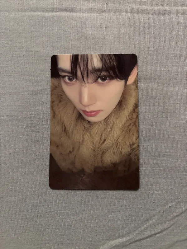 ZB1 YUJIN BLUE PARADISE SEEK VERSION