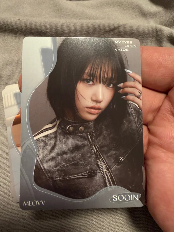 MEOVV TELECA COLLECTION CARD BASE