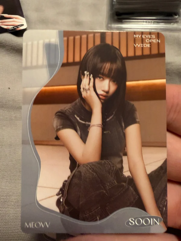 MEOVV TELECA COLLECTION CARD BASE