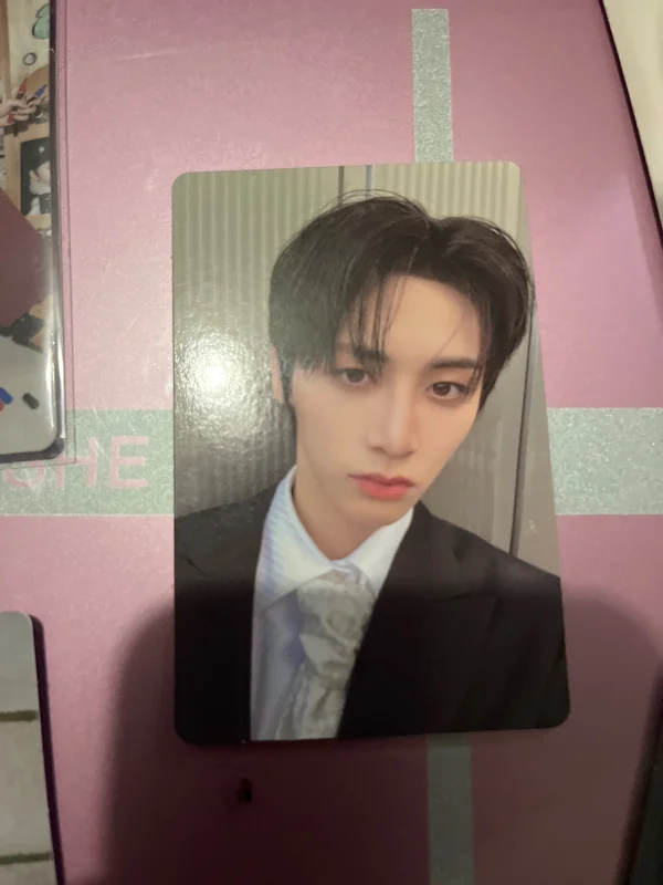 1st EP [WHY..] Weverse Albums ver.