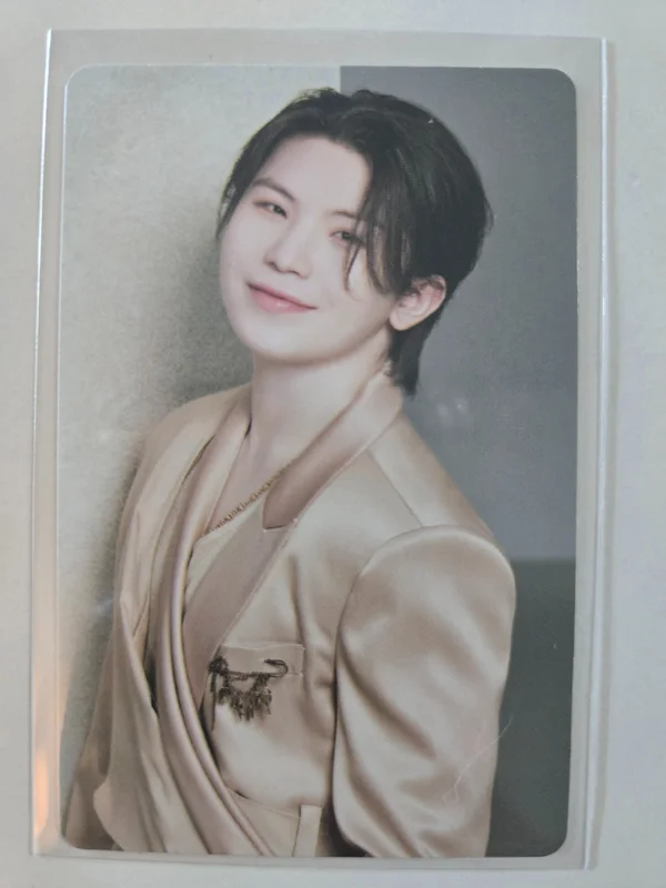 SEVENTEEN RIGHT HERE WORLD TOUR Trading Card Set