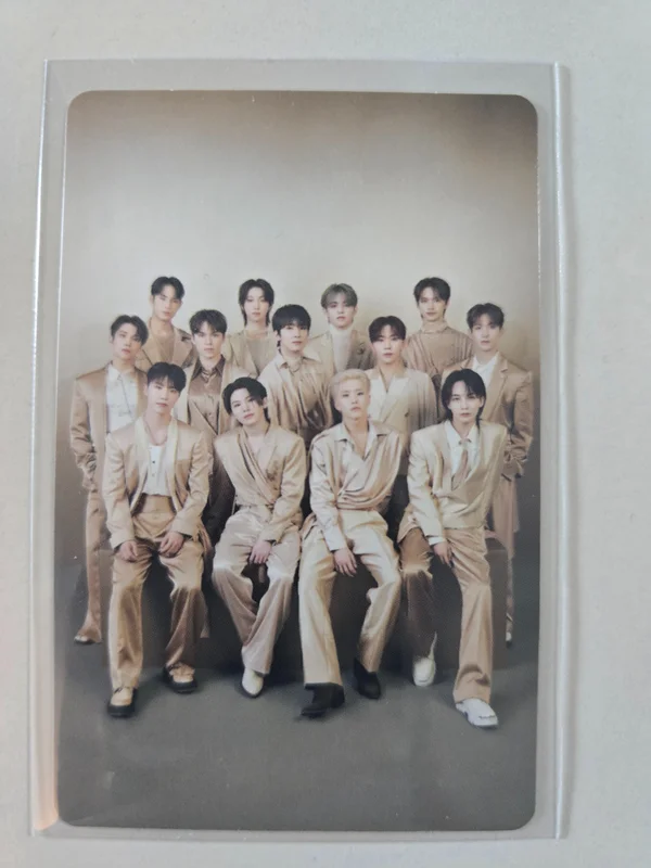 SEVENTEEN RIGHT HERE WORLD TOUR Trading Card Set