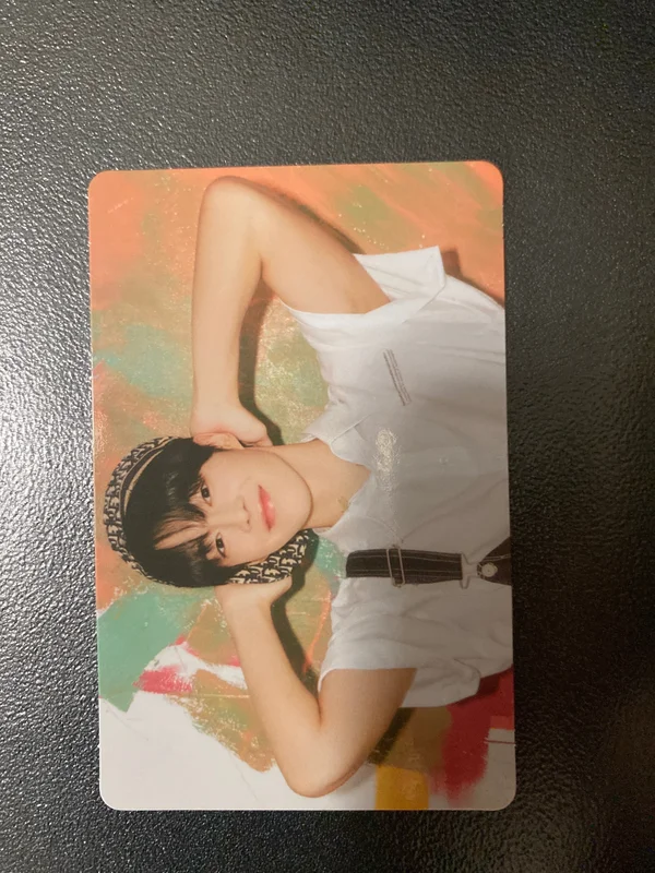2022 SF9 SEASONS GREETINGS