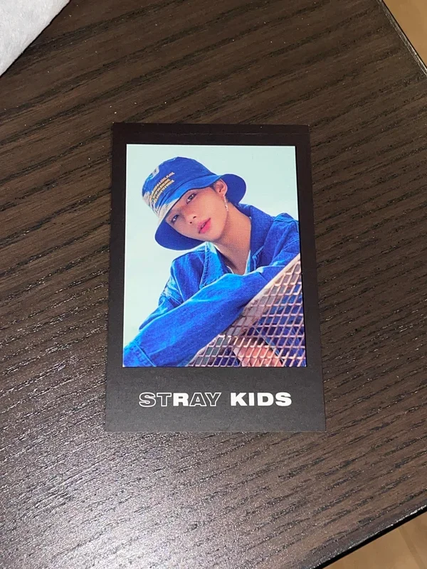 Stray Kids World Tour District 9 : Unlock in SEOUL POLAROID SET