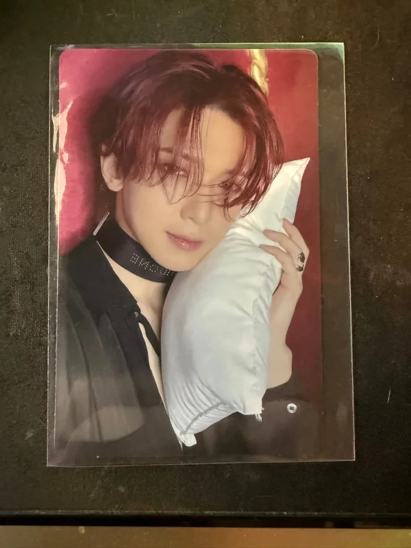 GOLDEN HOUR : Part.3 HEAT Ver. hello82 POP-UP Exclusive