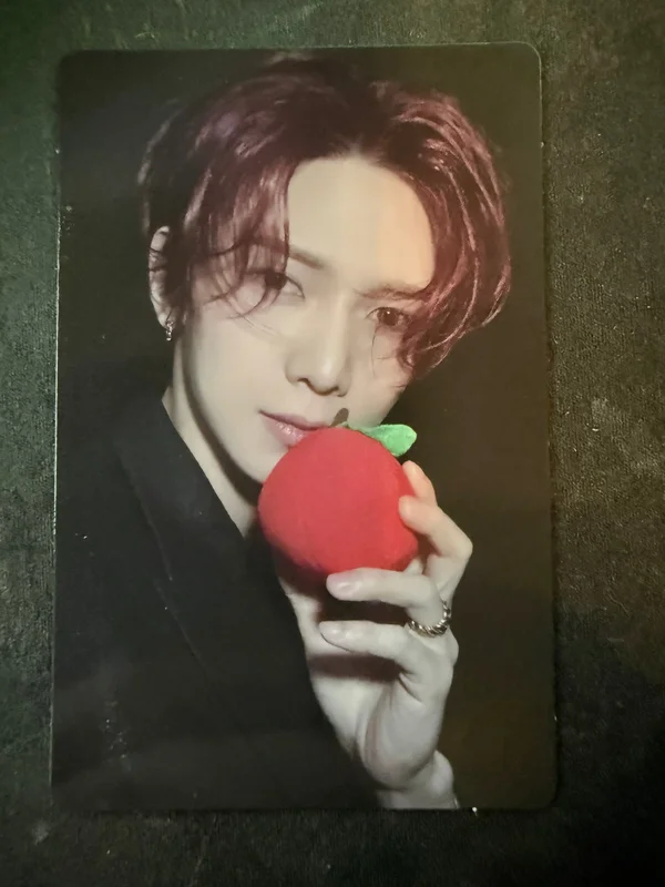 GOLDEN HOUR : Part.3 'In Your Fantasy Edition' hello82 Exclusive