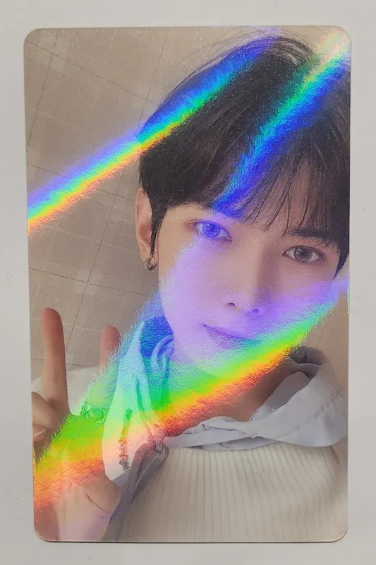 ATEEZ 1ST PHOTOBOOK : ODE TO YOUTH PRE-ORDER