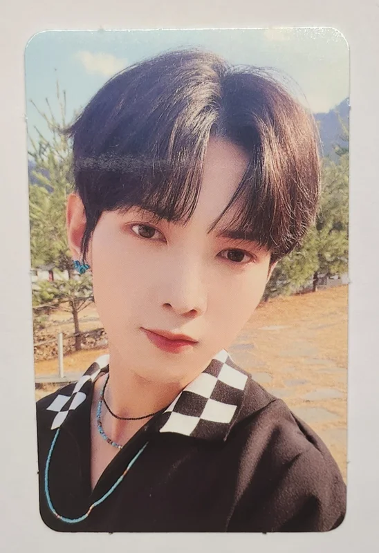 ATEEZ 1ST PHOTOBOOK : ODE TO YOUTH