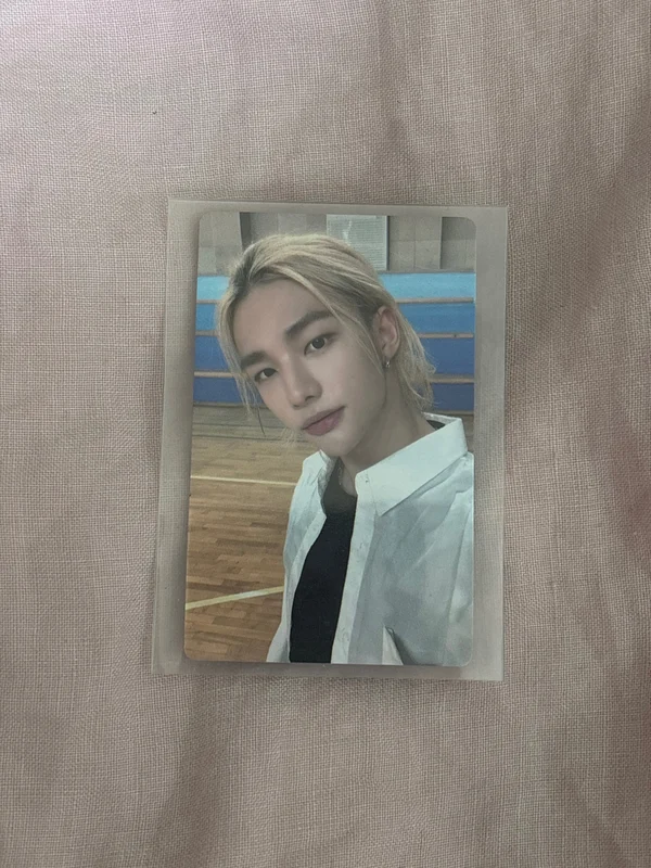 IN APPLEMUSIC/SHOPE