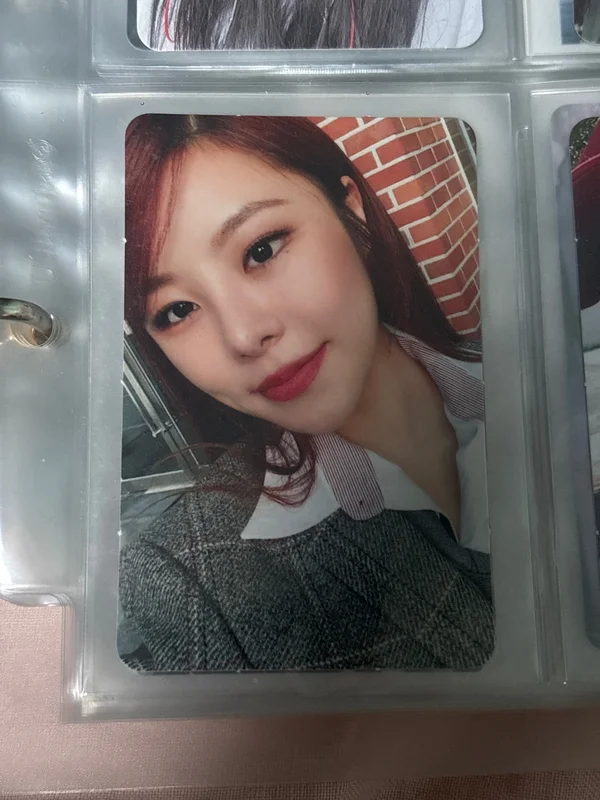 WHEE IN 2022 SEASONS GREETINGS
