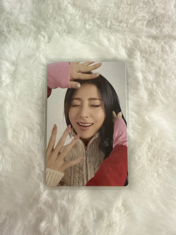 LE SSERAFIM HUH YUNJIN 'ANTIFRAGILE WEVERSE JAPAN LUCKY DRAW