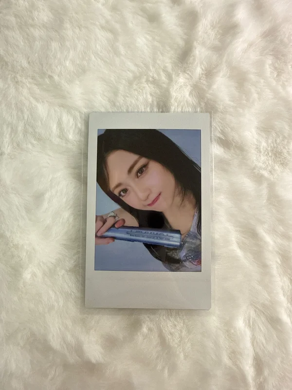 2025 LE SSERAFIM TOUR 'EASY CRAZY HOT' IN JAPAN INSTANT PHOTO CARD
