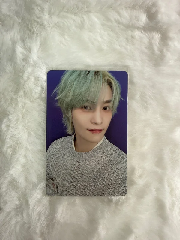 2025 SEASON'S GREETINGS RANDOM TRADING CARD [A ver.]