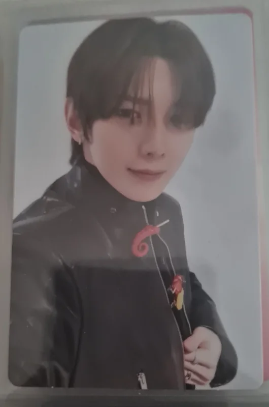 GOLDEN HOUR : Part.1 hello82 POP-UP Exclusive