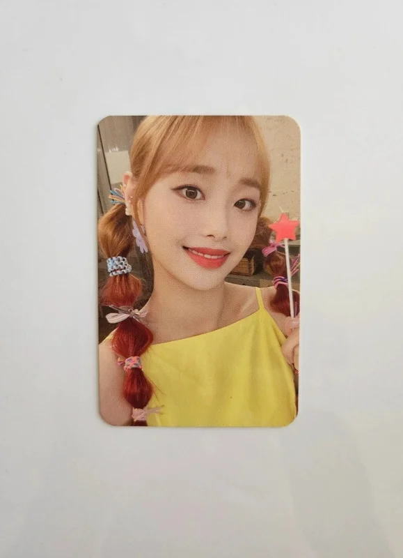 LOONA Chuu 'Howl MAKESTAR' Photocard | Sold by xox | Used of