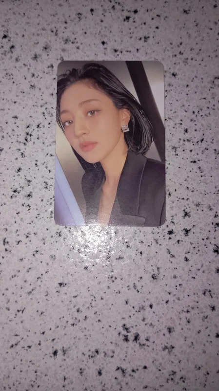 Twice -Jihyo / Ready to be ("To" ver.)
