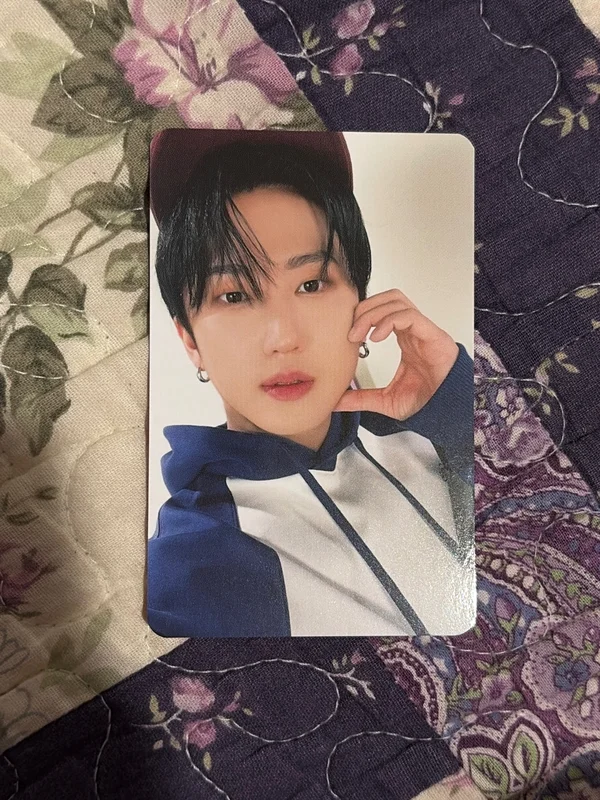 2023 SEASON'S GREETINGS SKZ's Mini World