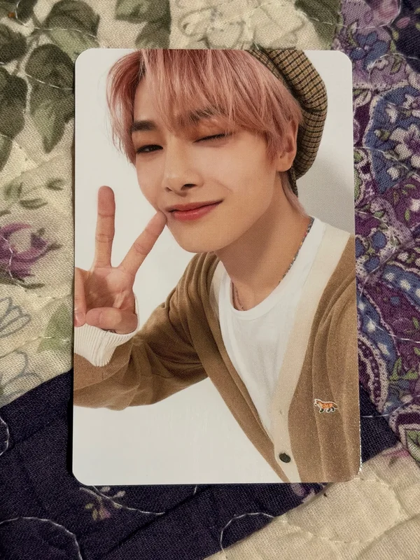 2023 SEASON'S GREETINGS SKZ's Mini World