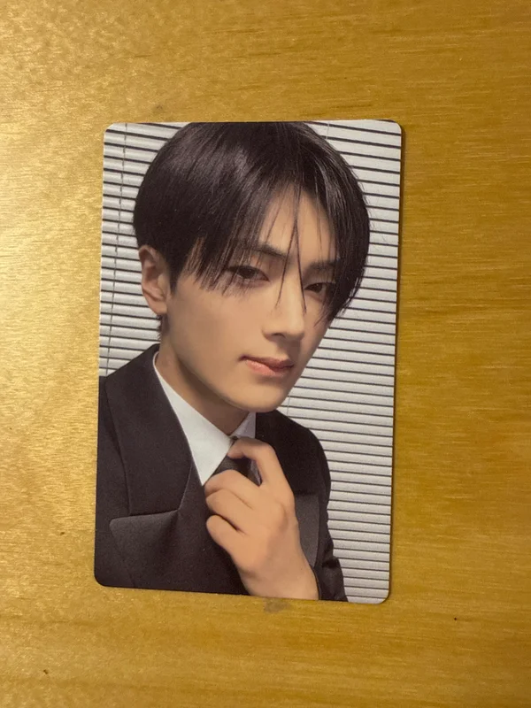 DESIRE : UNLEASH Weverse Albums ver.