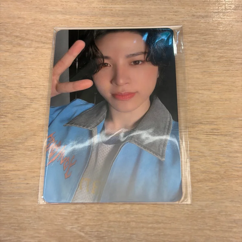 2023 TREASURE FAN MEETING~HELLO AGAIN~ PHOTO CARD KEYRING