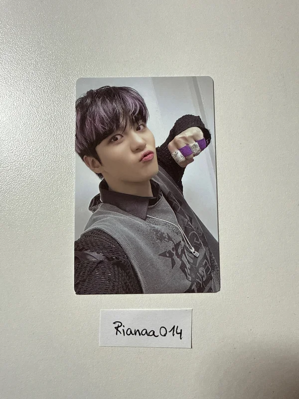 THE WORLD EP.2 : OUTLAW DIARY VER.