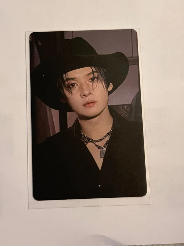 Stray Kids LEE KNOW 'ATE Accordion Ver.' Photocard | Sold by