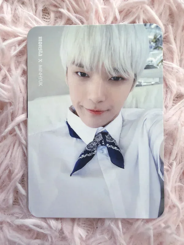 MONSTA X 1st OFFICIAL FANCLUB MONBEBE PICNIC PHOTO CARD SET