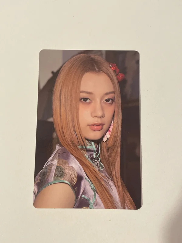 SIS (Soft Is Strong) Target Exclusive/HMV