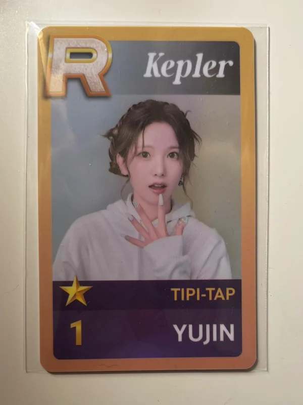 Kep1er Yujin Superstar Wakeone Photocard