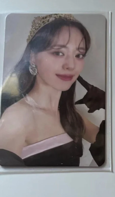 ITZY Yuna Checkmate Photocard