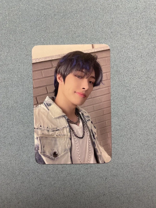 THE WORLD EP.1 : MOVEMENT hello82 INDIE