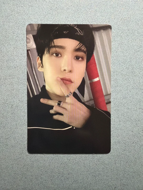 THE WORLD EP.1 : MOVEMENT DIGIPAK VER.