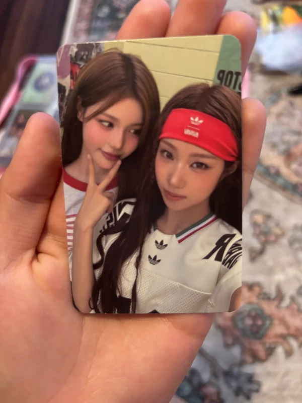 Not Just Pretty POSTERBOOK Ver. Supercrush Ver.