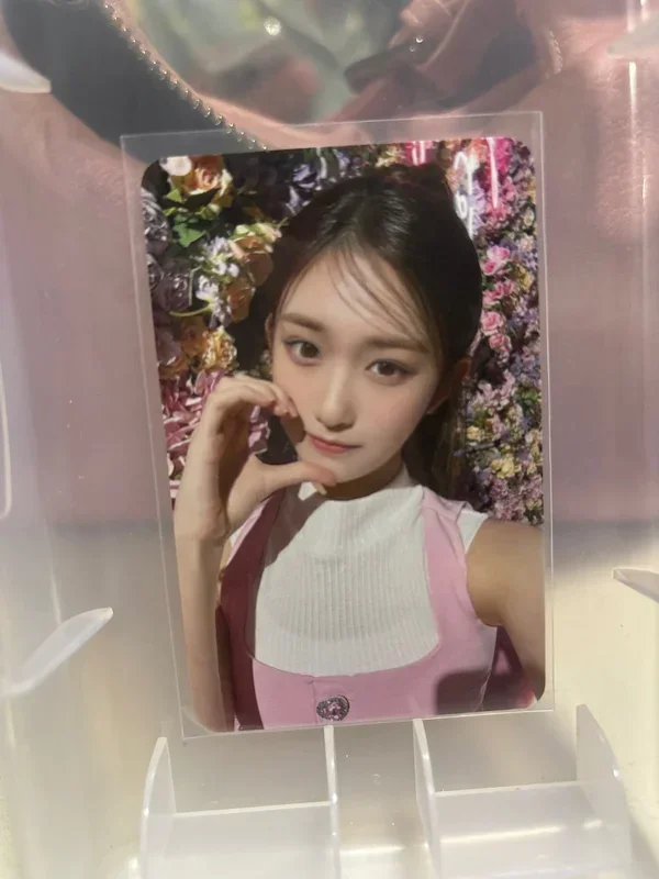 IVE THE FIRST FAN CONCERT The Prom Queens RANDOM PHOTOCARD PACK