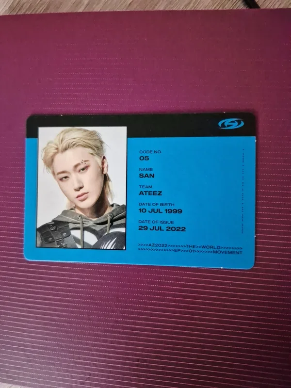 THE WORLD EP.1 : MOVEMENT A VER.