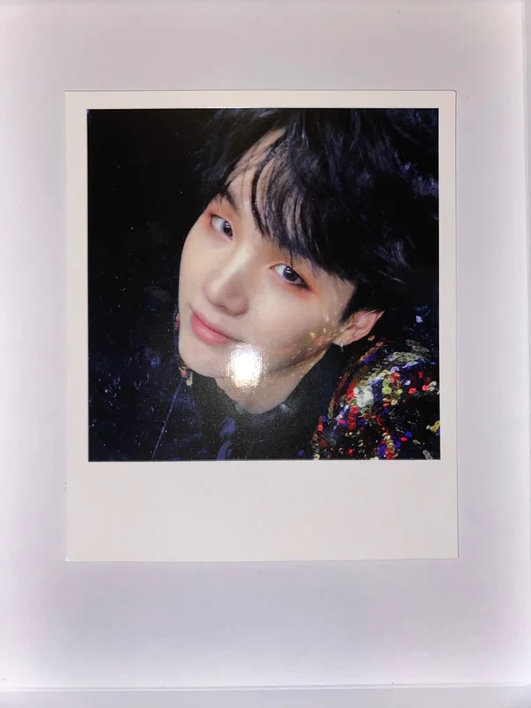 WINGS - SUGA