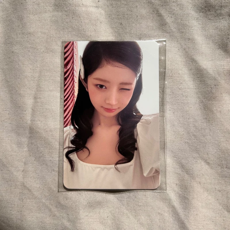 IVE SECRET LOVED IVE ver. STARSHIPSQUARE