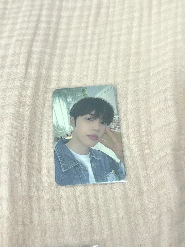 THE BOYZ WORLD TOUR : THE B-ZONE IN EUROPE PHOTOCARD SET