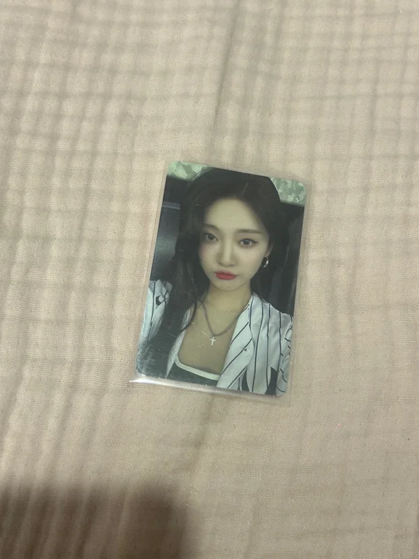 MY WORLD TRADING CARD SET B